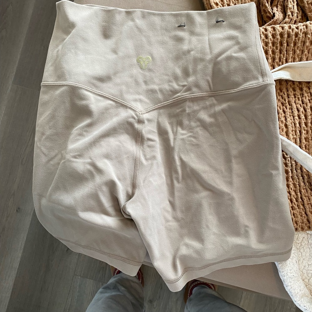 Aritzia butter  Tan Shorts